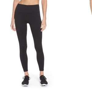 Zella Live In Midi Leggings • Sz Large